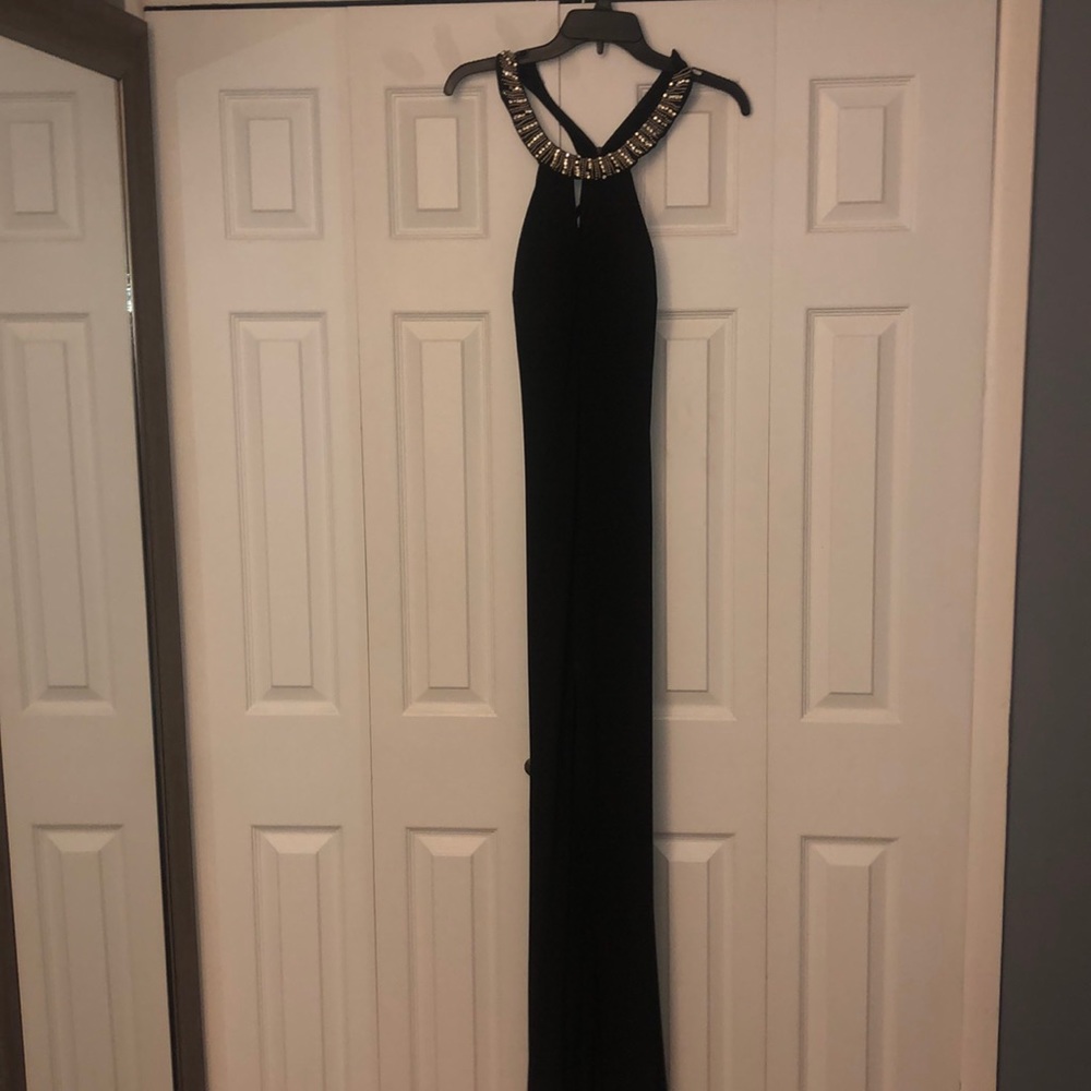 Beautiful long dress, slit in the middle